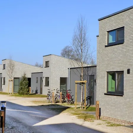 Сasa de vacaciones Cozy In Lembruch-duemmer With Wifi