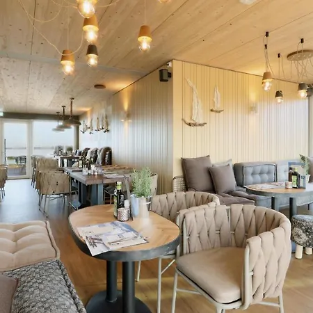 Сasa de vacaciones Cozy In Lembruch-duemmer With Wifi